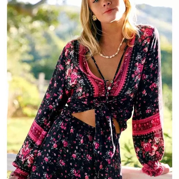 Black Floral Boho Gypsy Button Long Sleeve Blouse - Picture 2 of 6